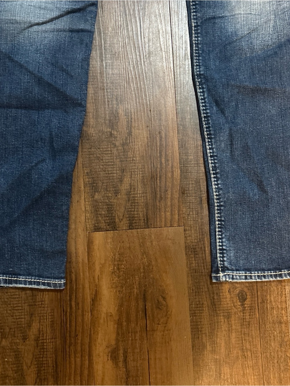 Silver Jeans Women's Skinny Jeans in Faded Blue with Patch Details - Picture 6 of 9
